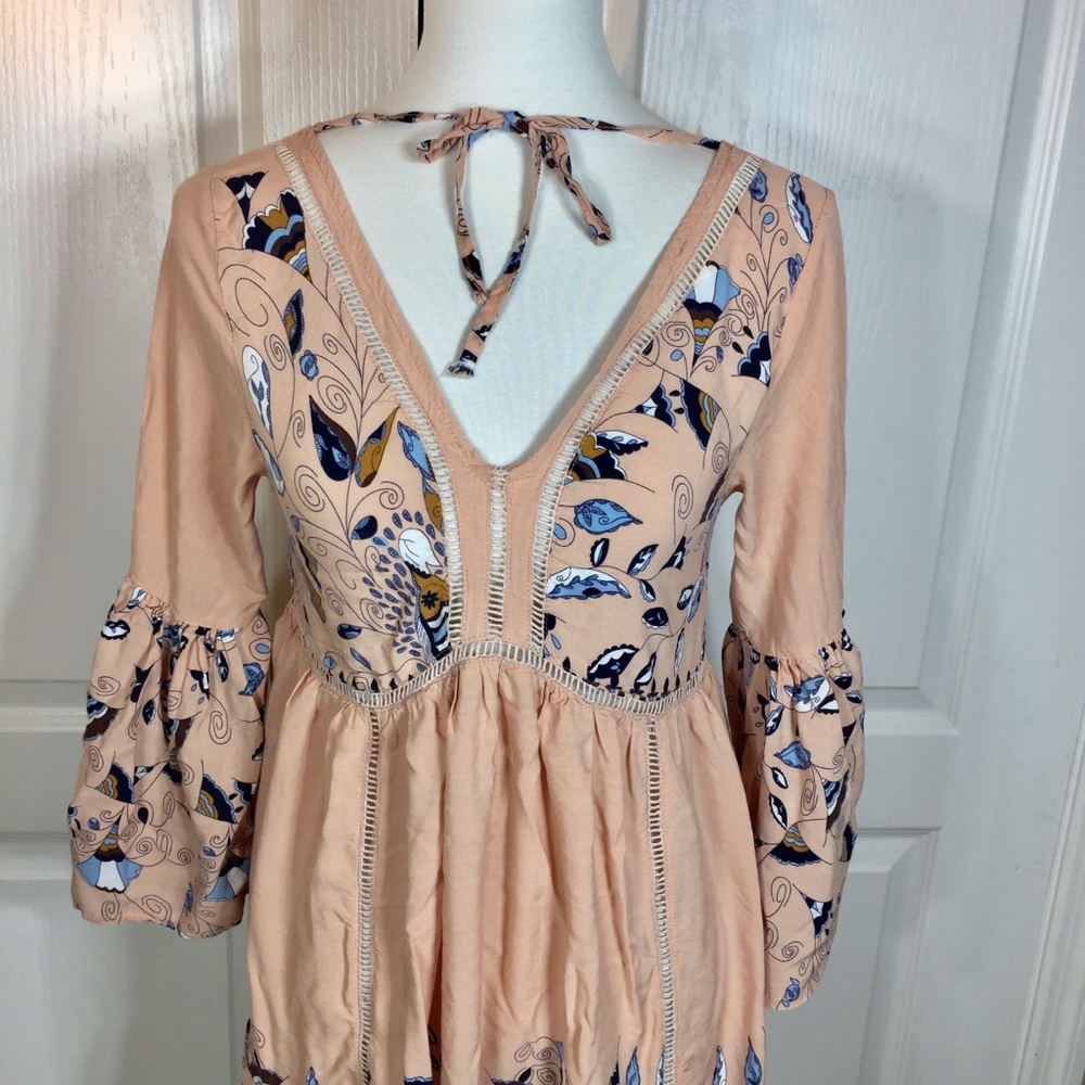 Jaase Peach Floral Bell Sleeve V-Neck Flowy Dress - Picture 2 of 7
